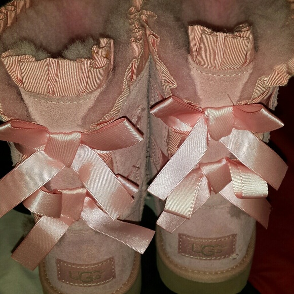 Ugg boots - Picture 2 of 2